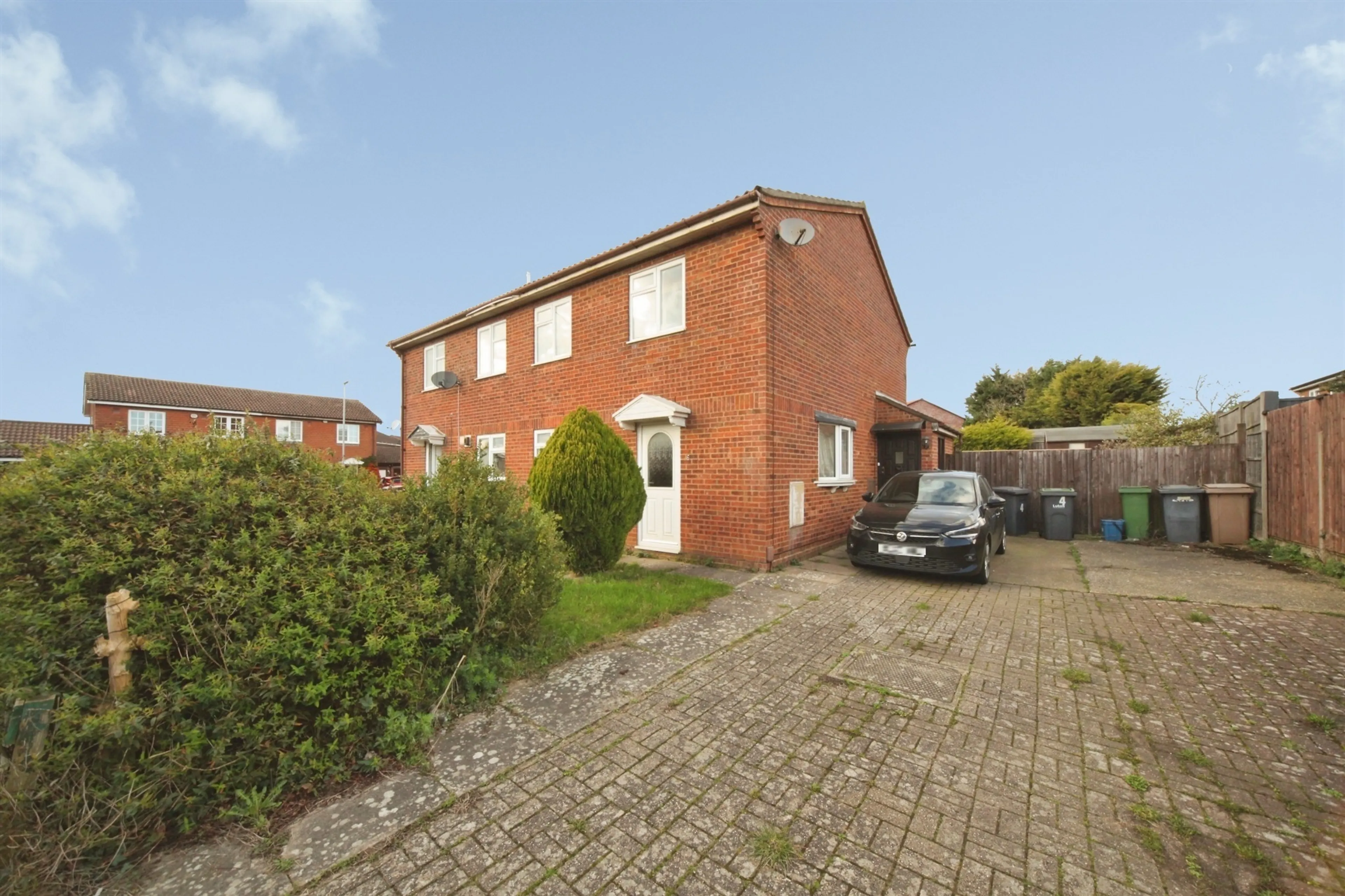 Property photo 0