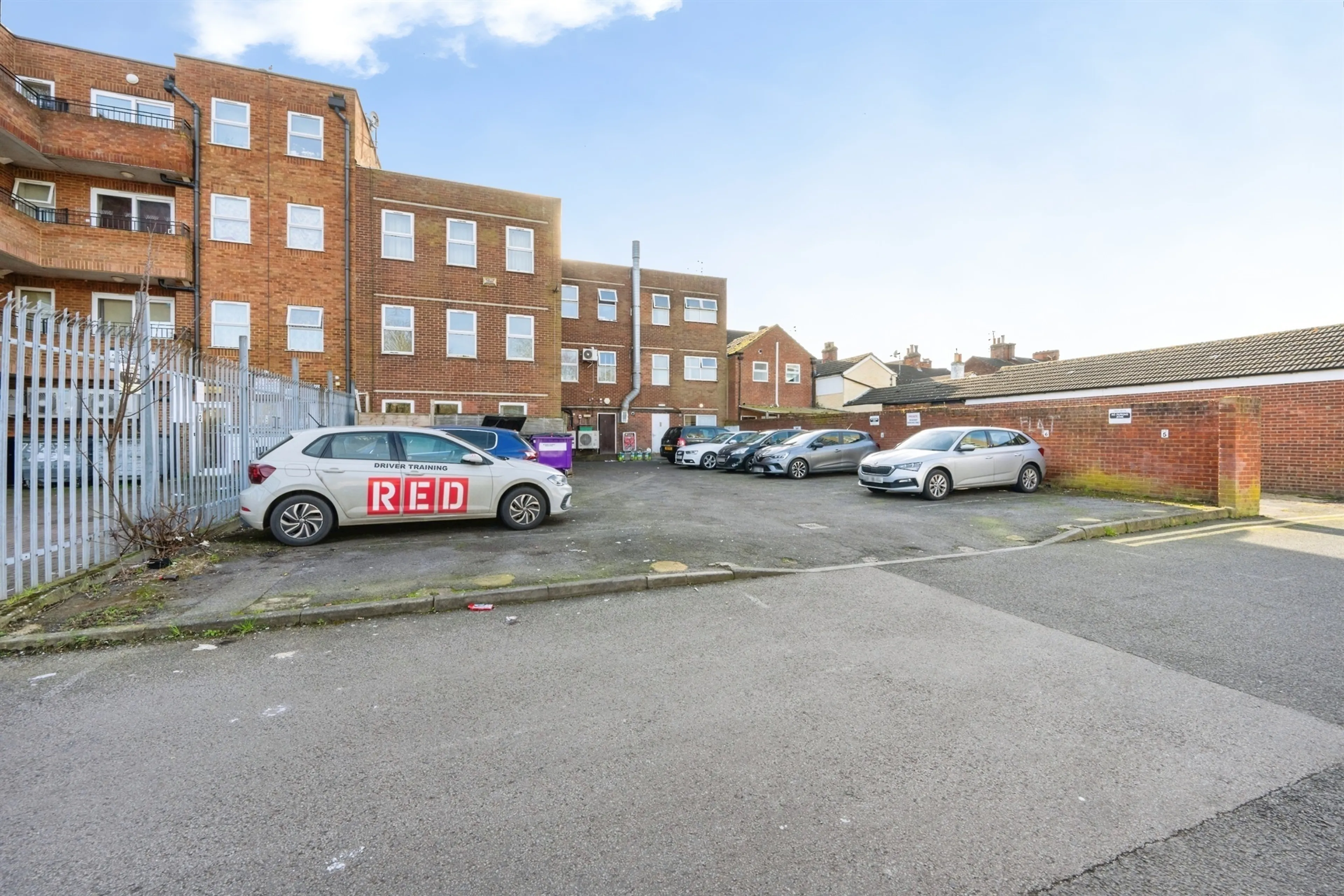 Property photo 0