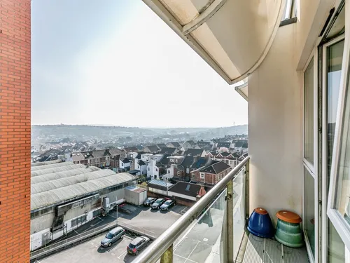Skypark Road, Bedminster, Bristolphoto