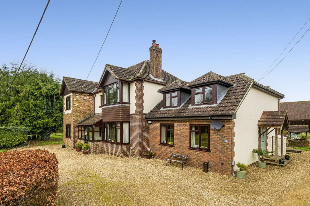 Lopcombe, Salisbury, SP5 photo 1