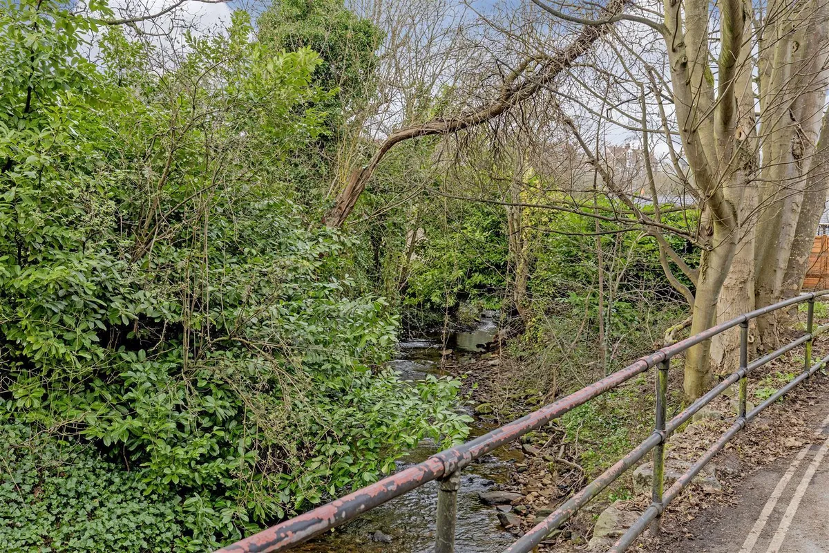 Mill Lane, Hathersage, Hope Valley