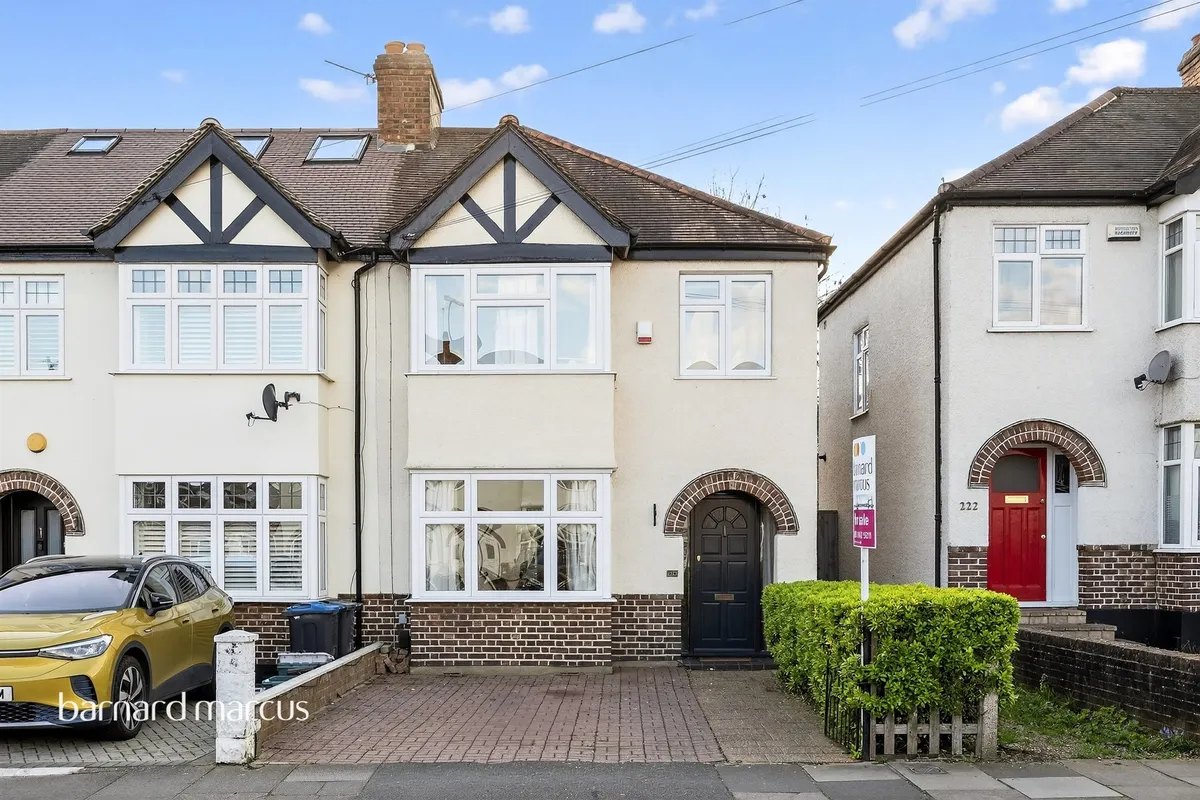 Seaforth Avenue, New Malden
