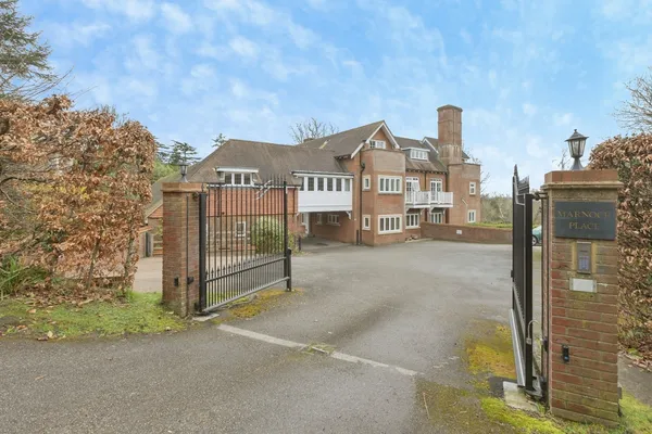 Pembury Road, Tunbridge Wells, Kent, TN2