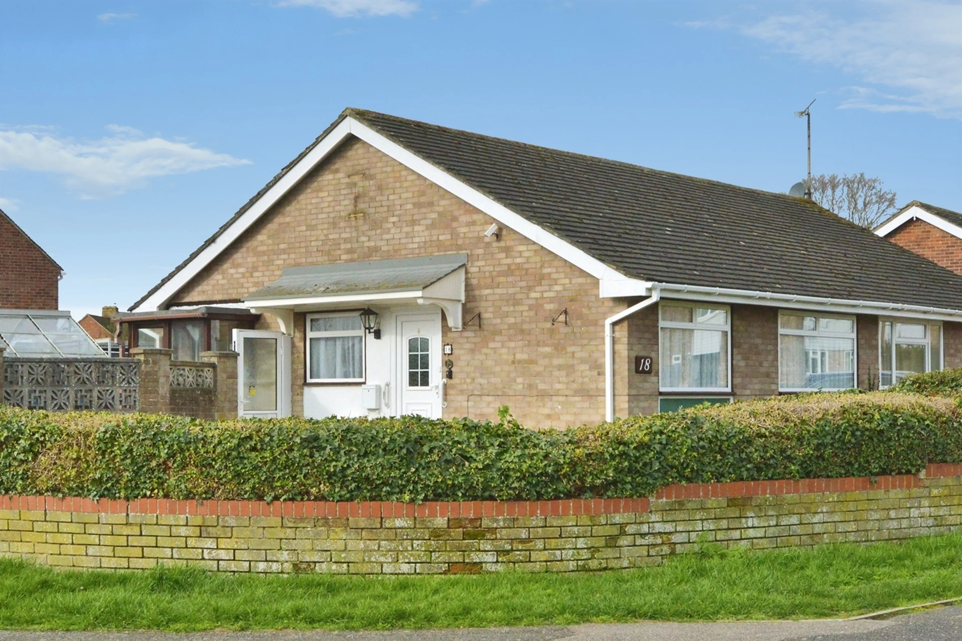 Property at High View, Deanshanger, Milton Keynes