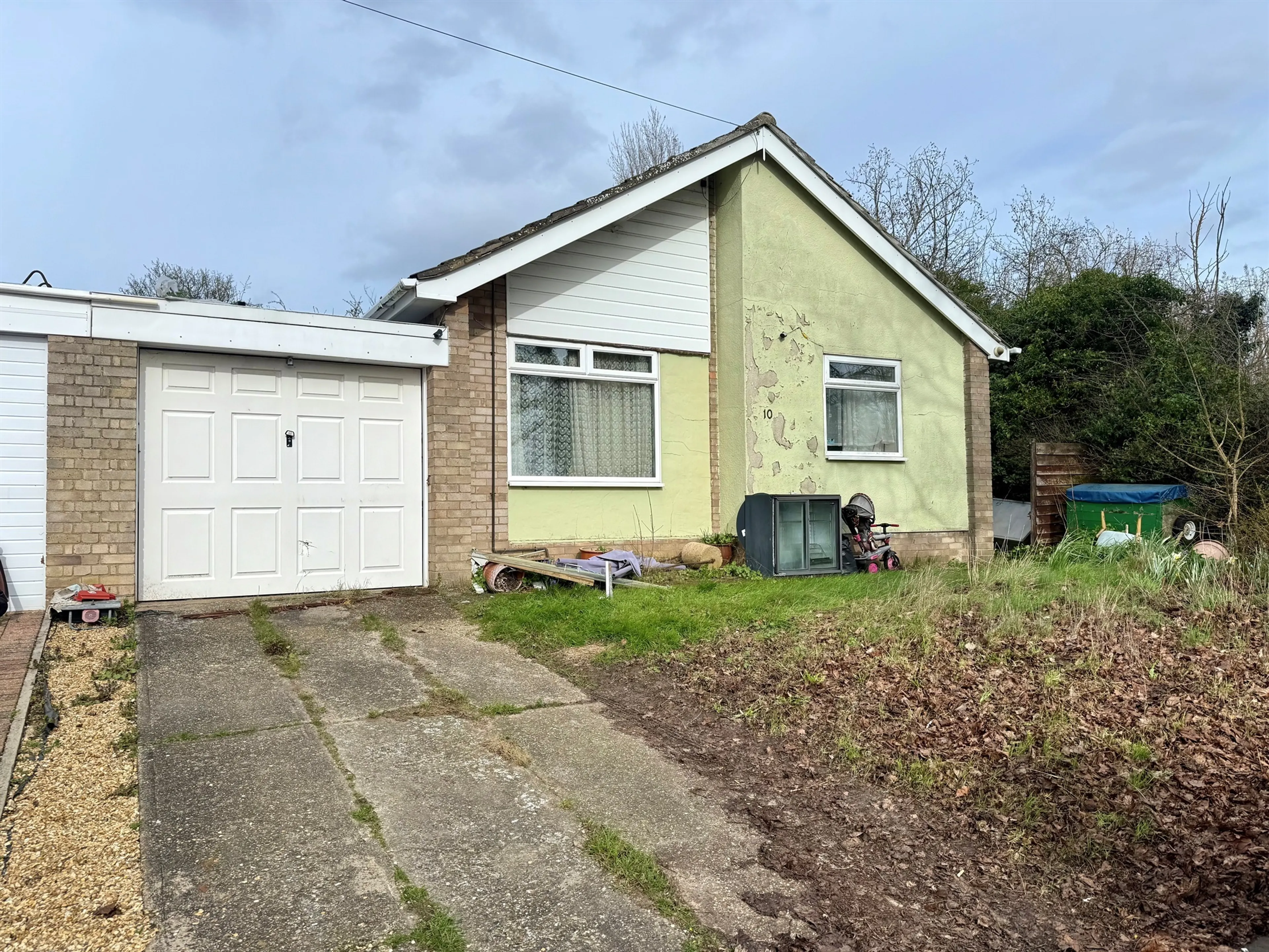 Property at Scott Road, Ixworth, Bury St. Edmunds