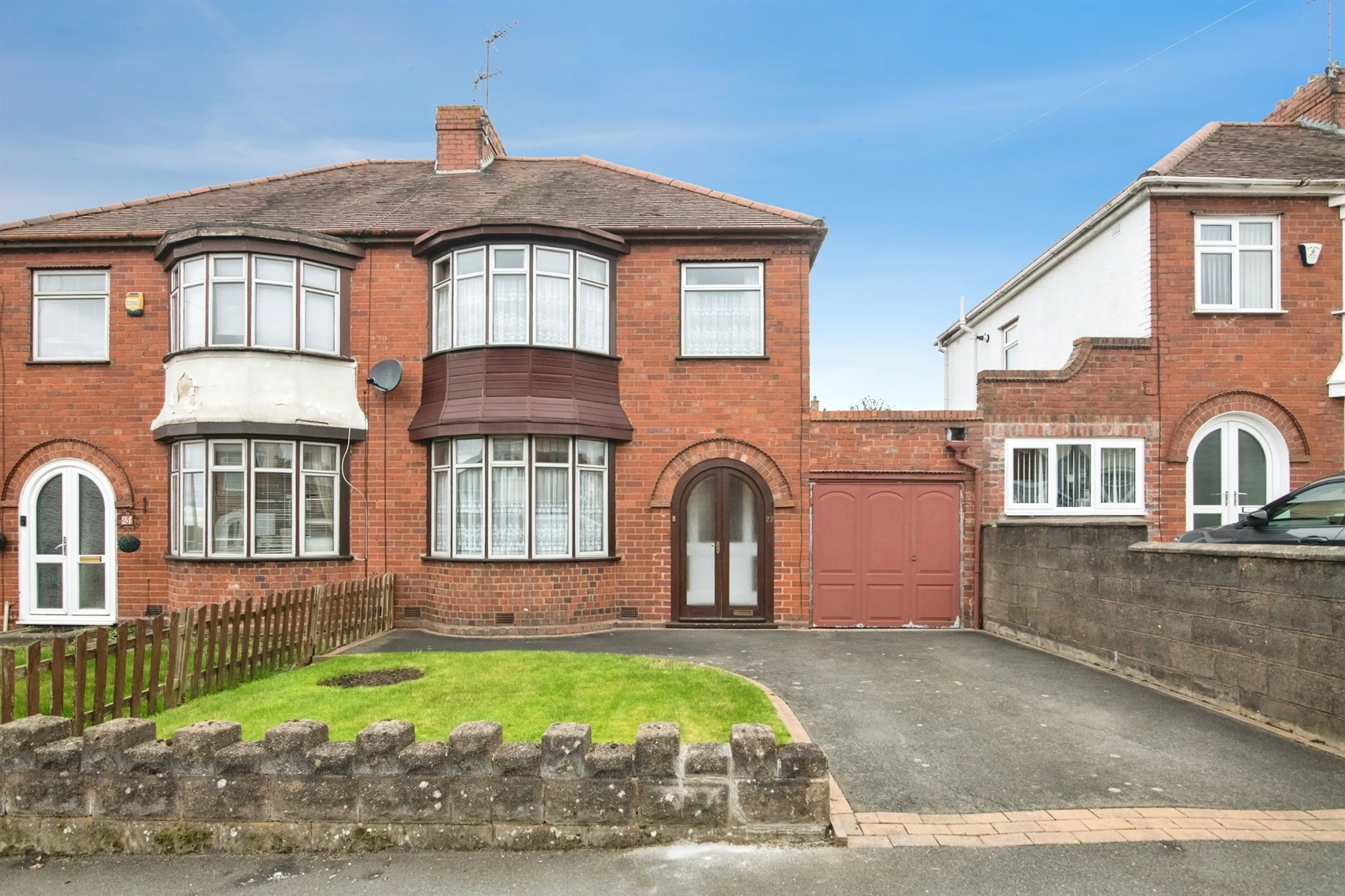 Property photo 0