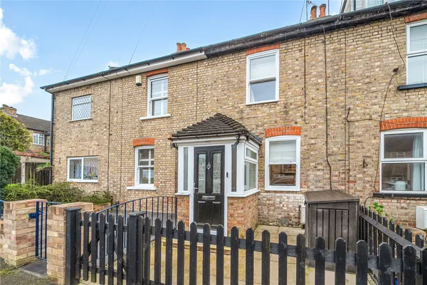 Pitt Road, Farnborough Village, BR6