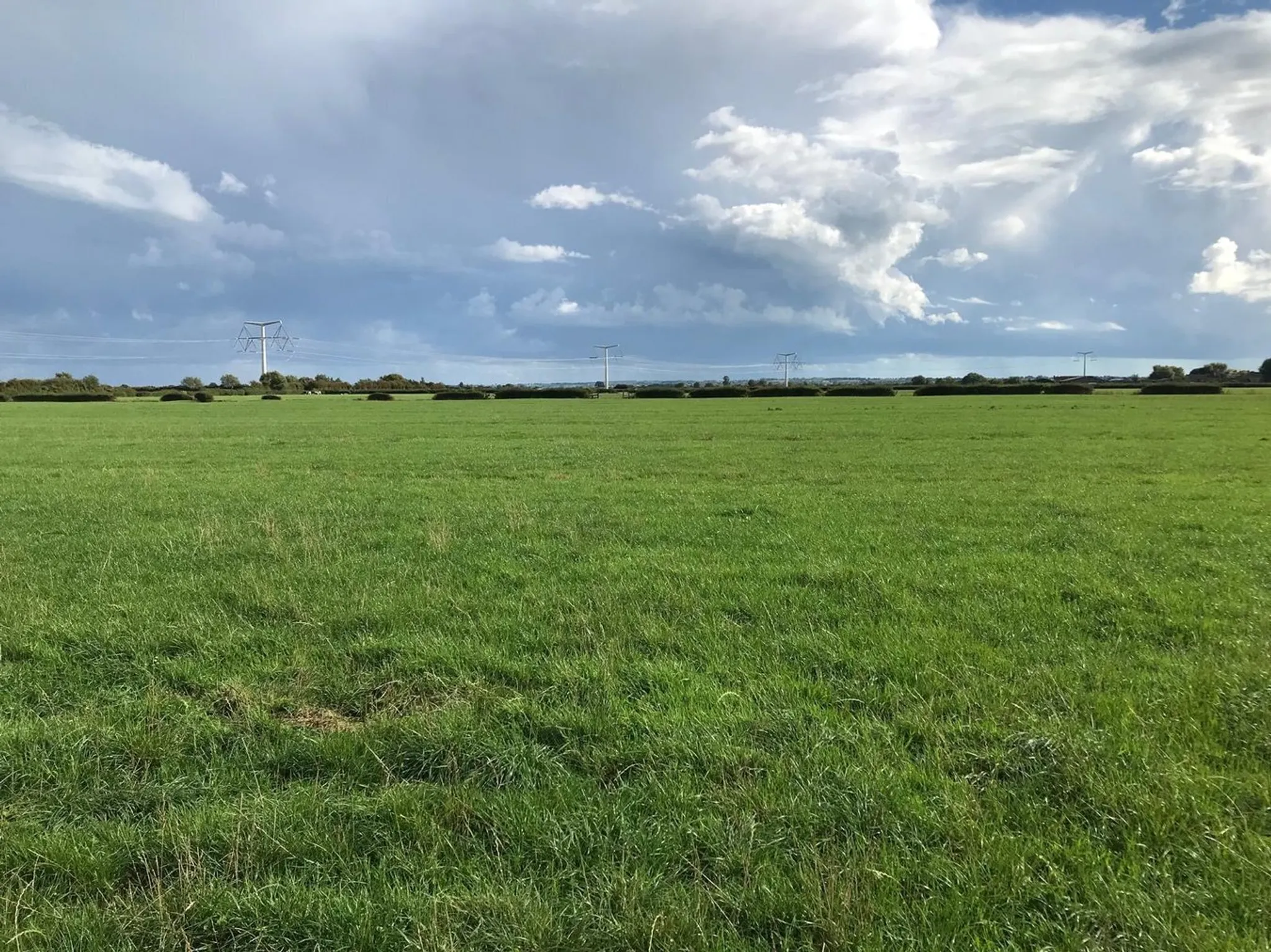 https://mr0.homeflow-assets.co.uk/files/photo/image/46901/7117/_x_/54870705.jpg