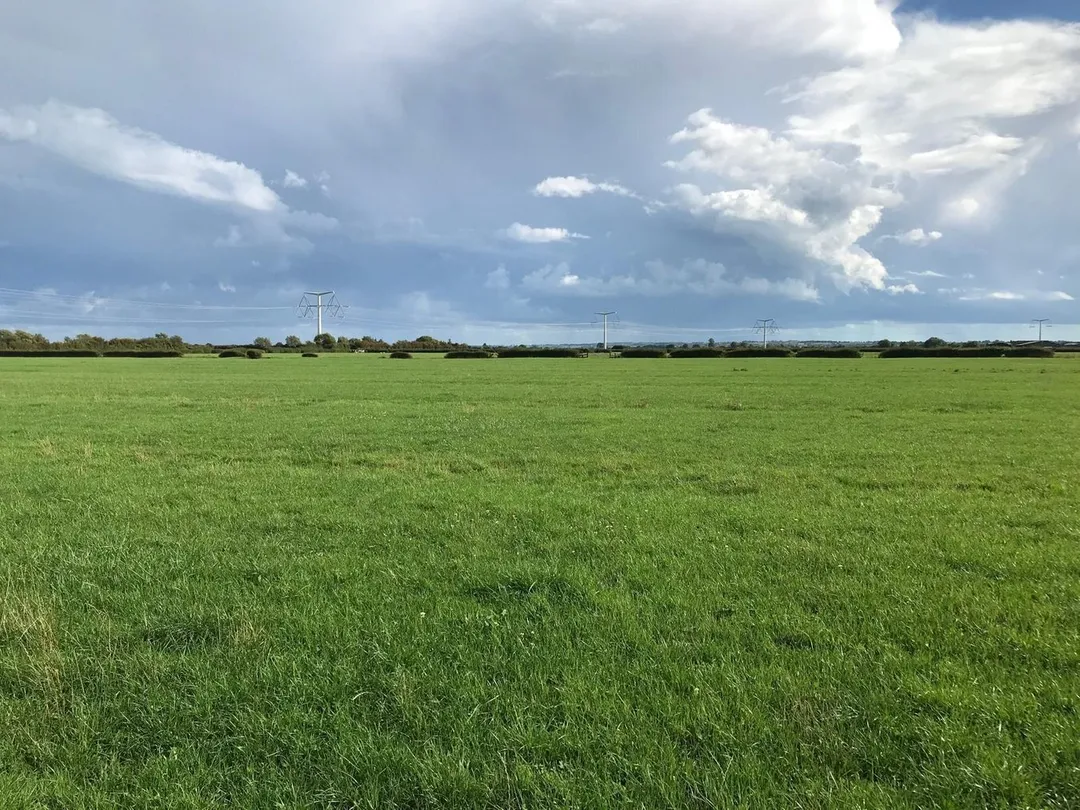 https://mr0.homeflow-assets.co.uk/files/photo/image/46901/7122/_x_/54869783.jpg