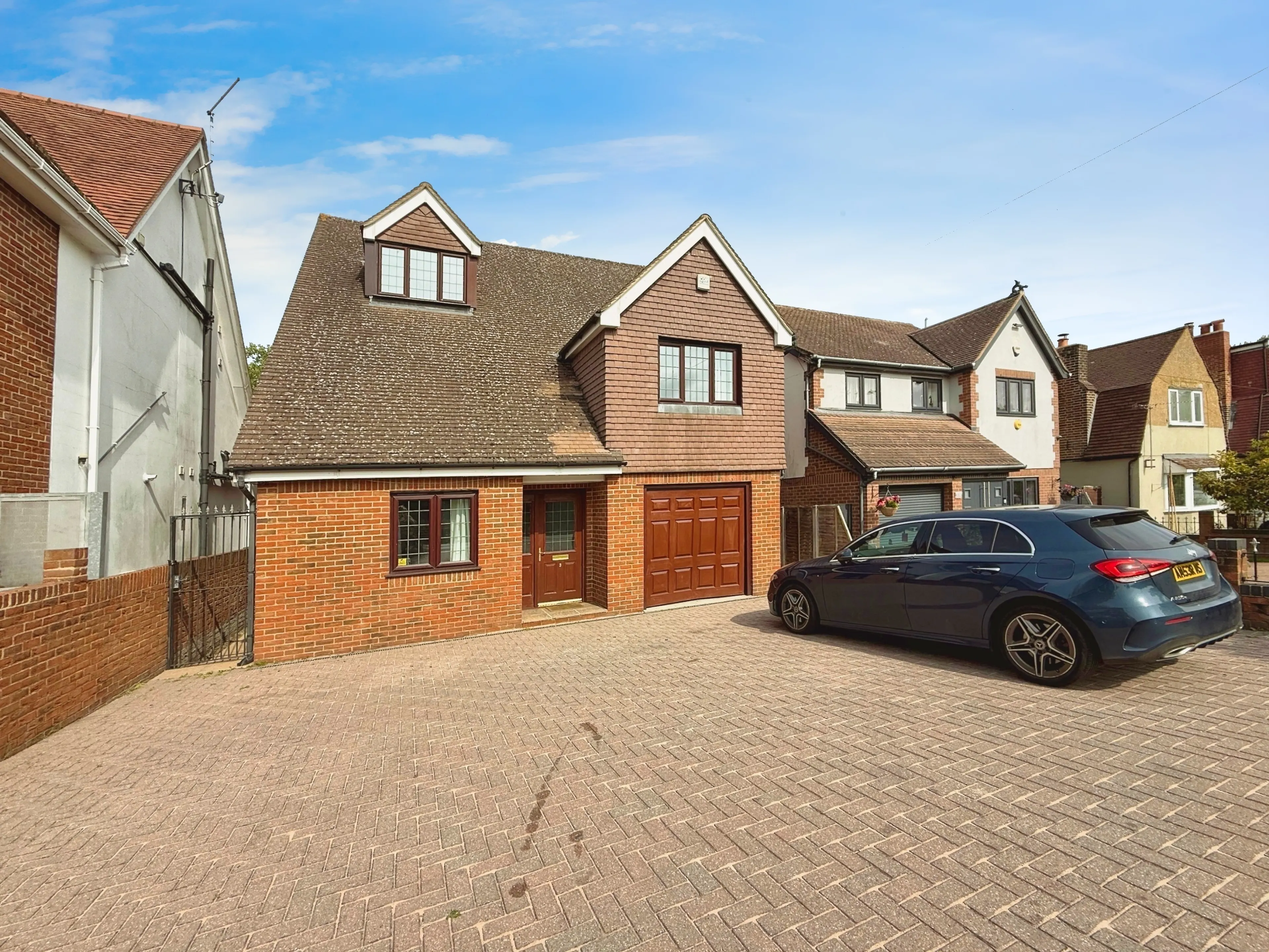 Property at Nazeing New Road, BROXBOURNE