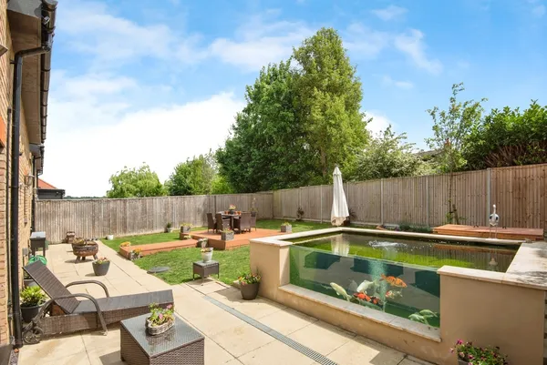 Middlefield Lane, Henlow, Bedfordshir...
