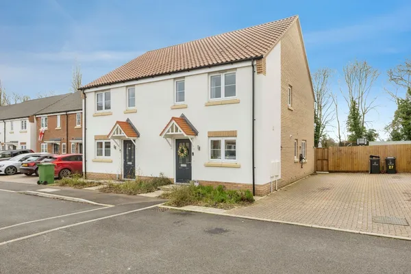 Saxon Heath Close, Attleborough, Norf..., Norfolk
