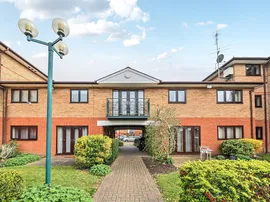 Ludlow Road, Maidenhead photo