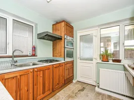Folly Drive, Highworth, Swindon thumb 3