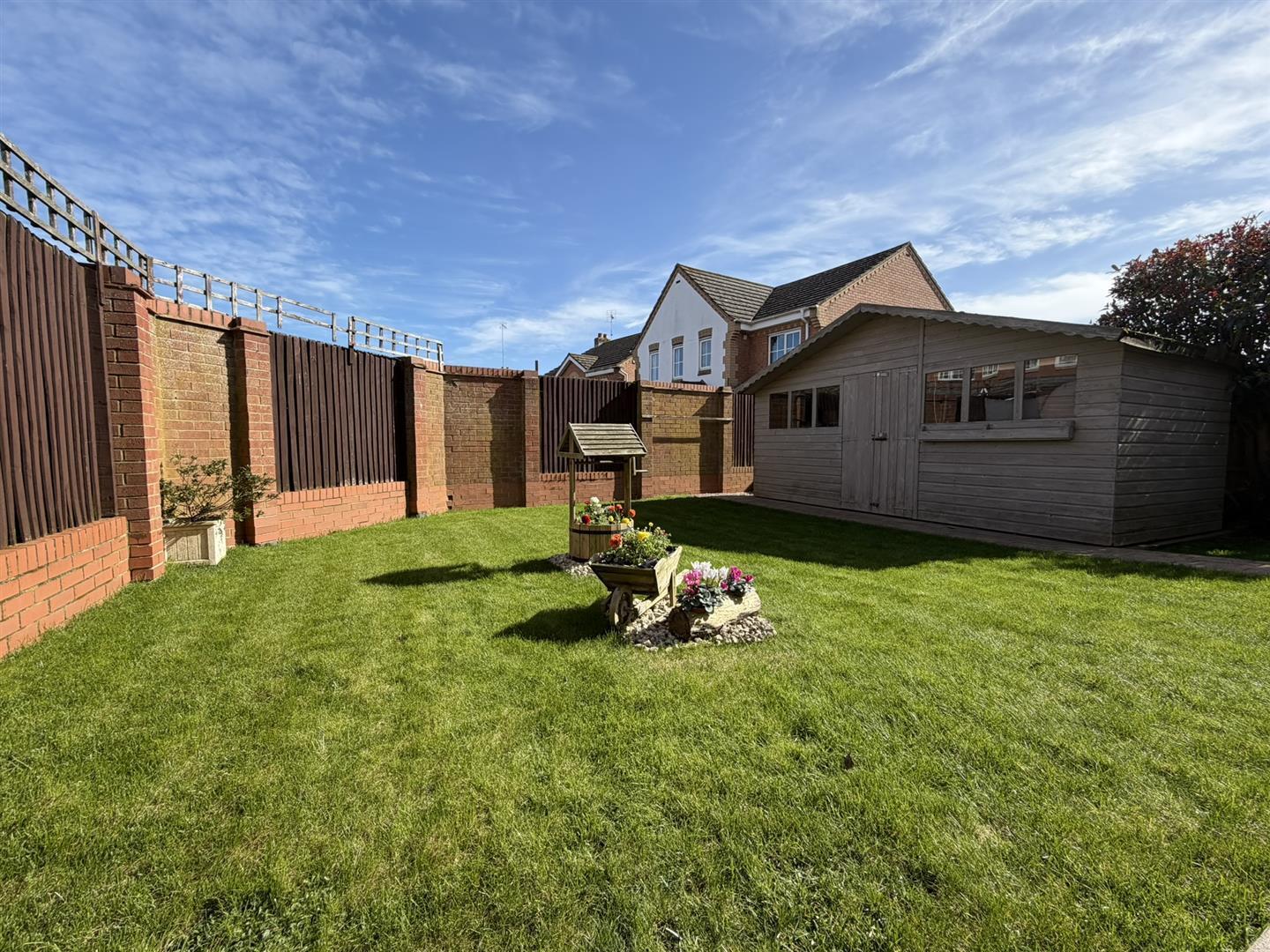 Edgehill Drive, Daventry Image 2
