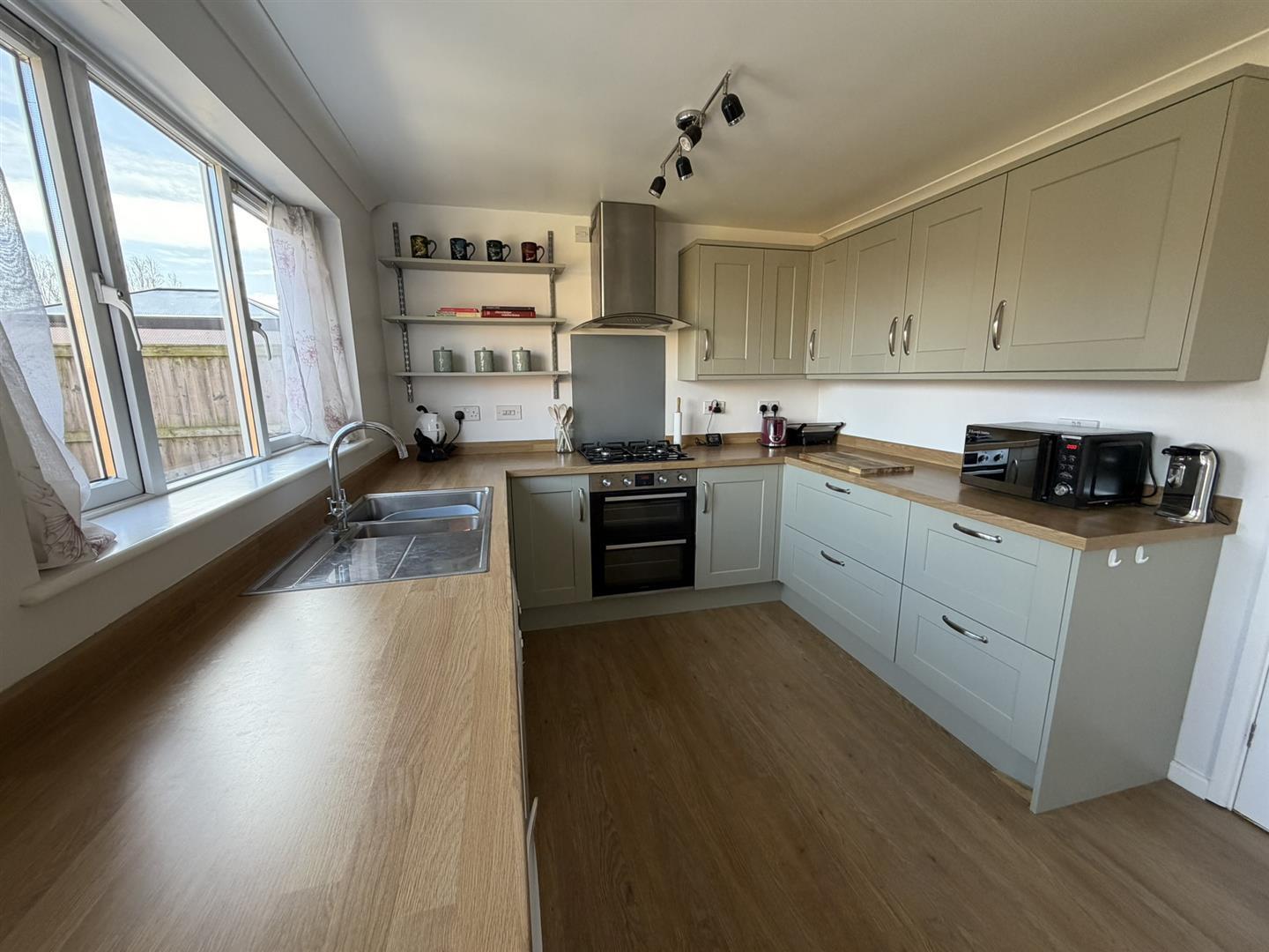 Edgehill Drive, Daventry Image 5