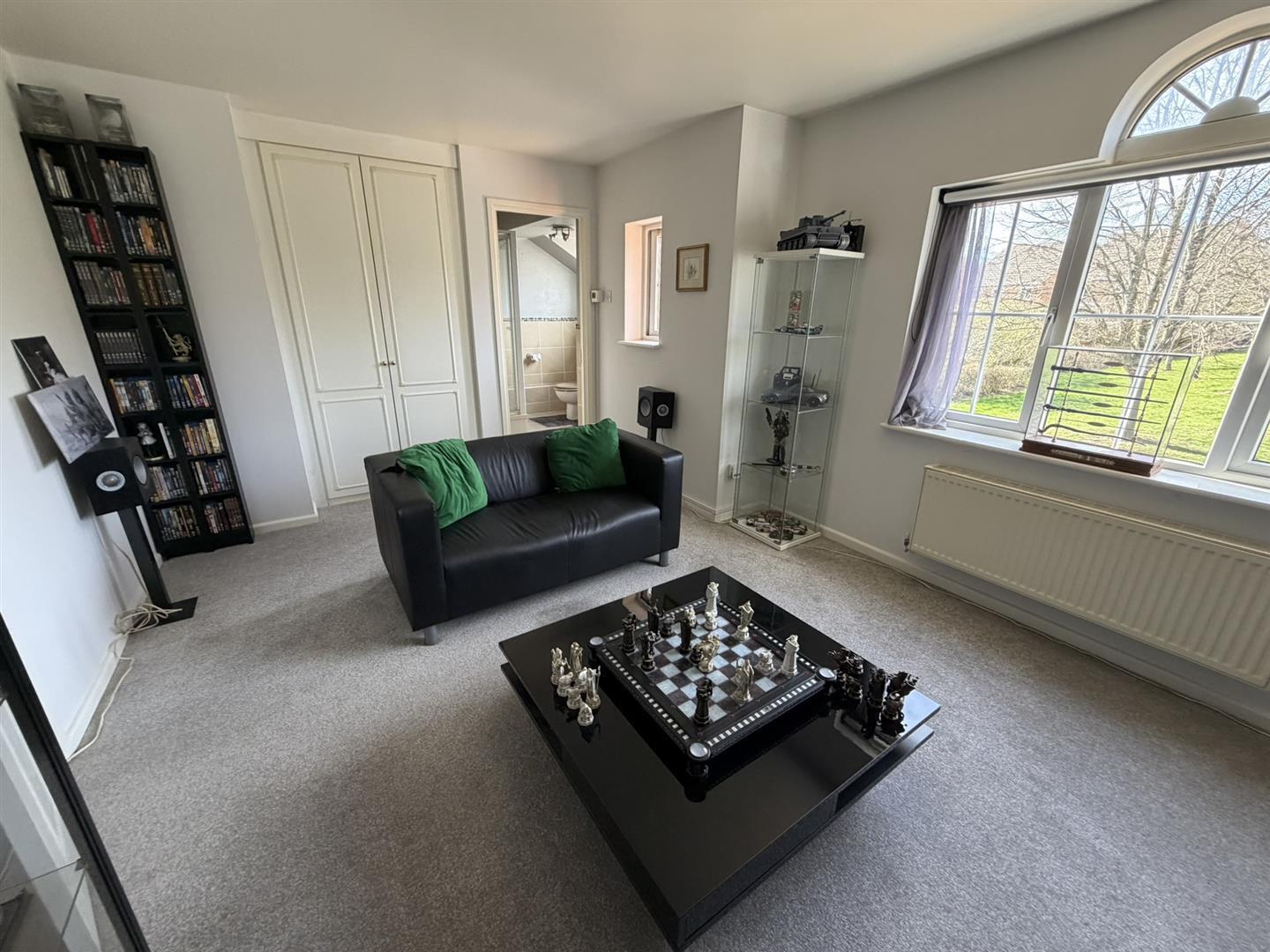 Edgehill Drive, Daventry Image 13