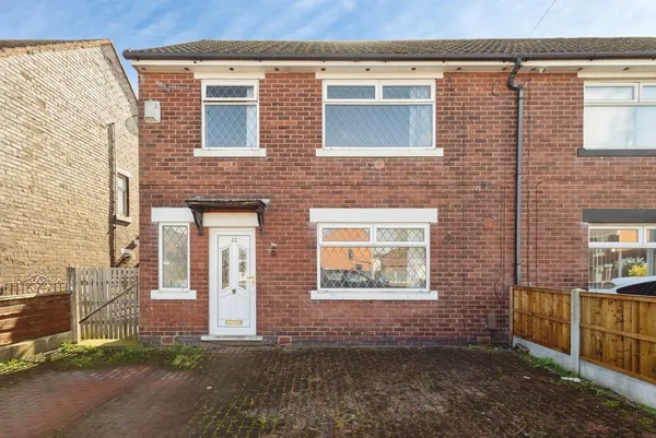 Windermere Crescent, ASHTON-UNDER-LYN...