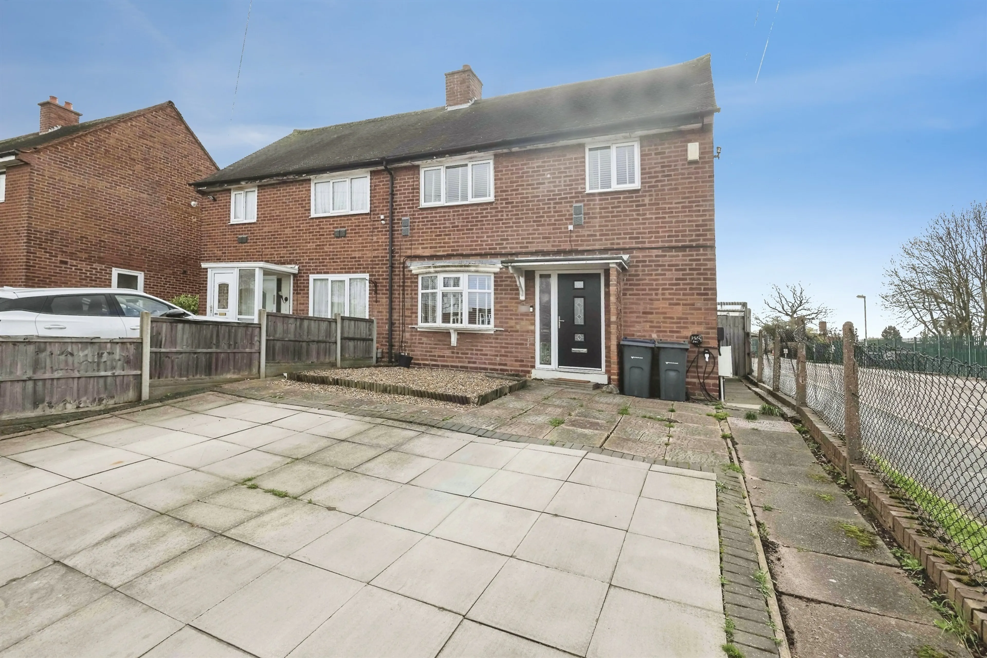 Property photo 0