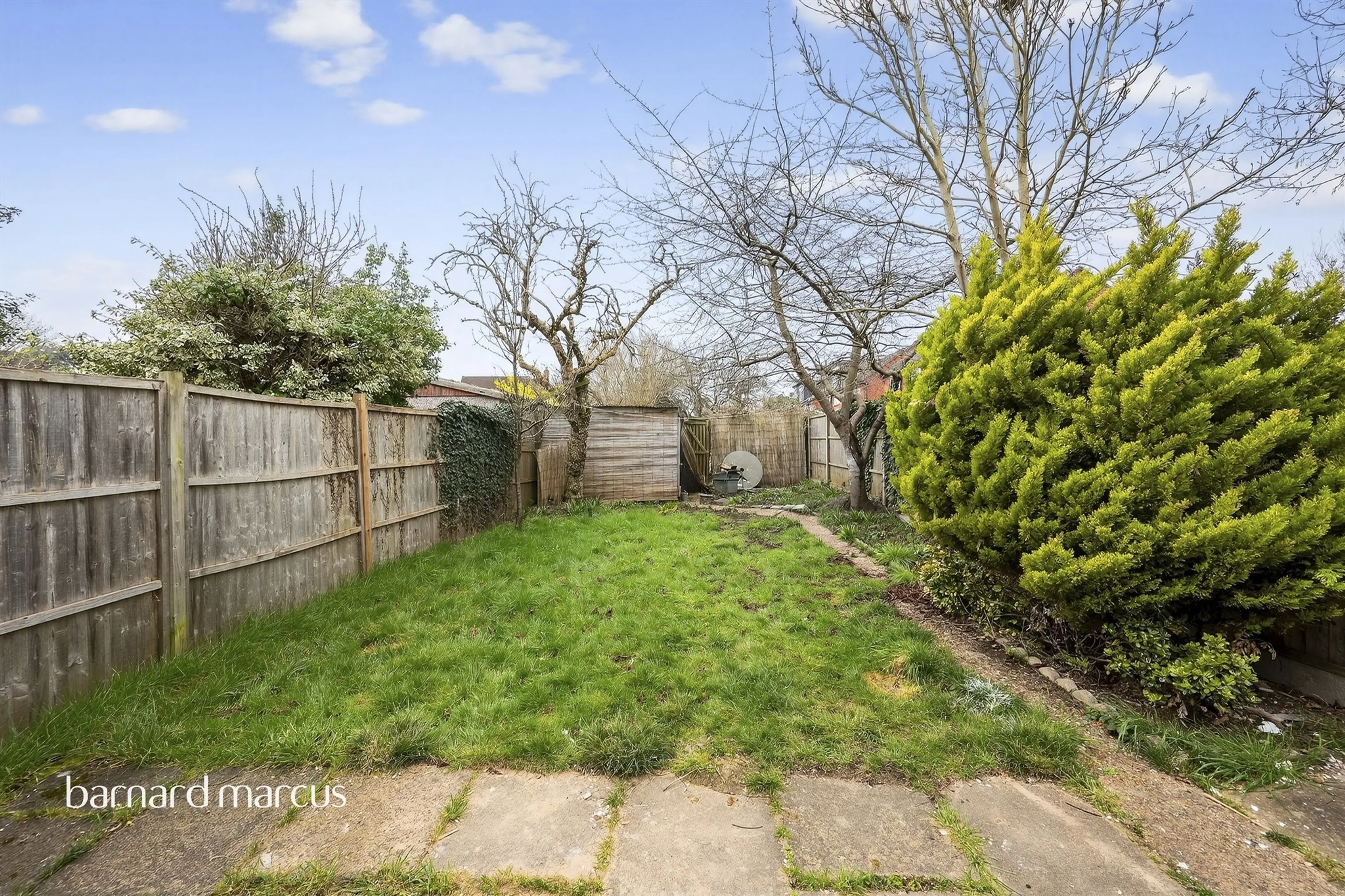 Property at Chatsworth Gardens, New Malden