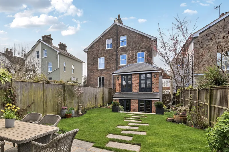 4 bedroom property for sale in Stone Street, Tunbridge Wells, TN1 - £ ...