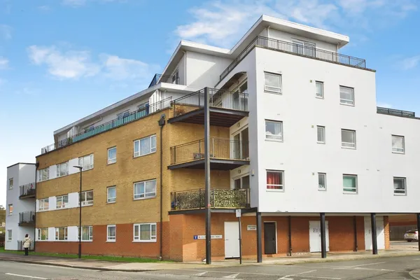 Elderberry Way, East Ham, London, E6