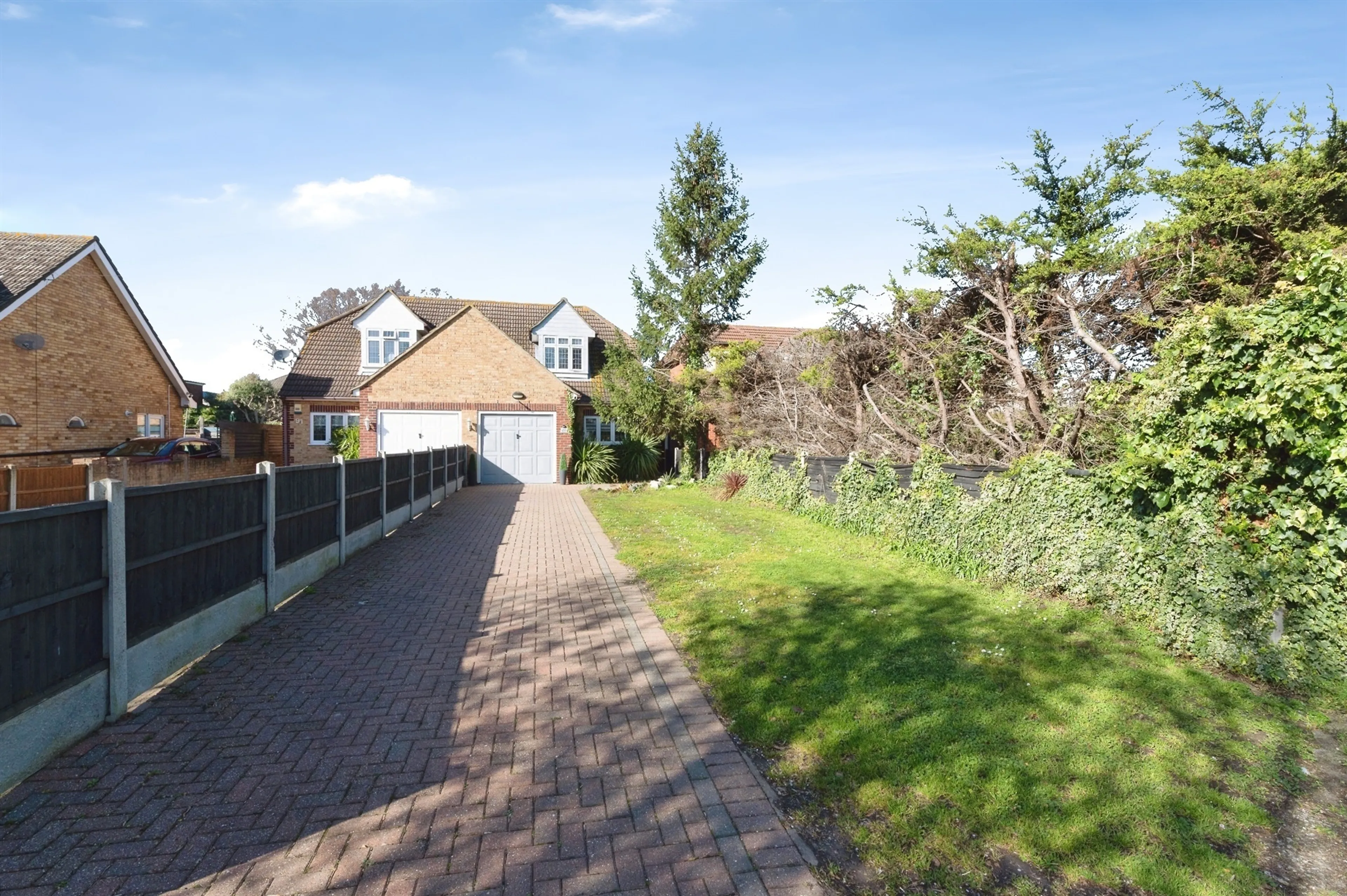 Property at Lambs Lane South, Rainham