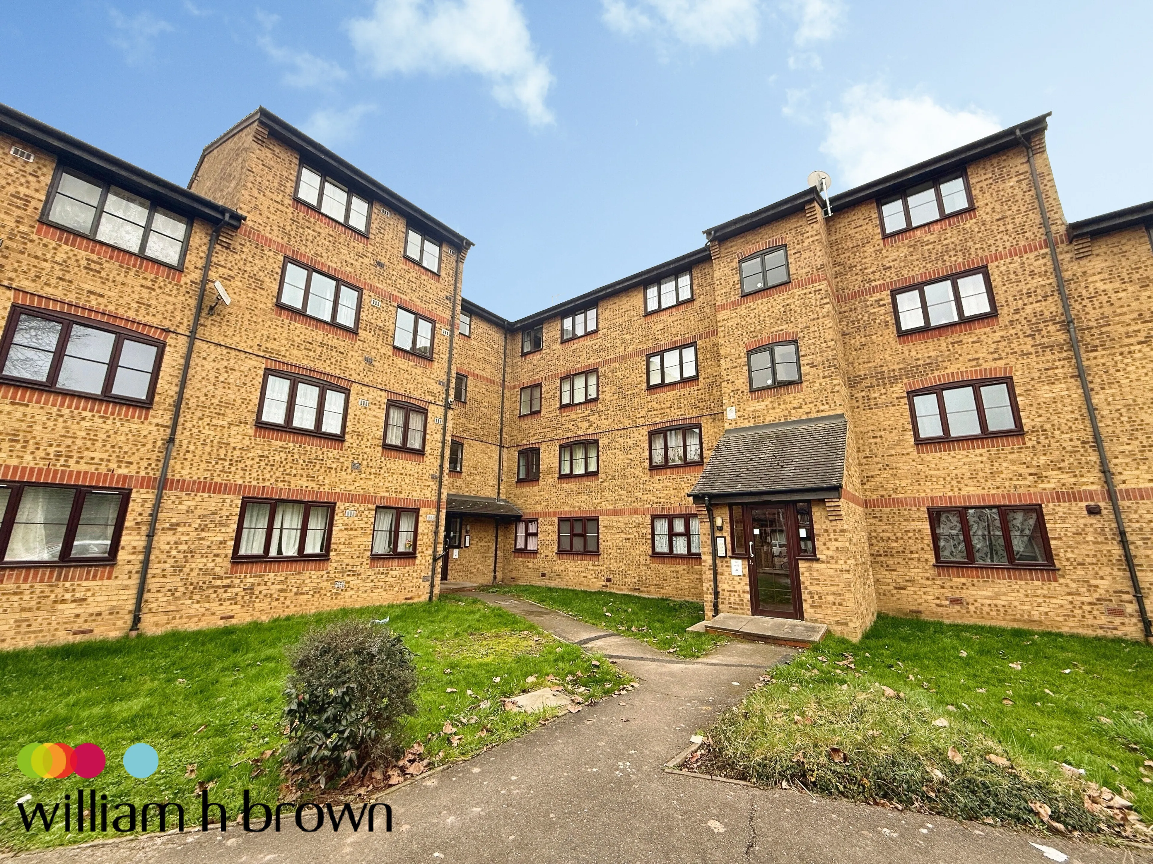 Property at Crest Avenue, Grays, Essex