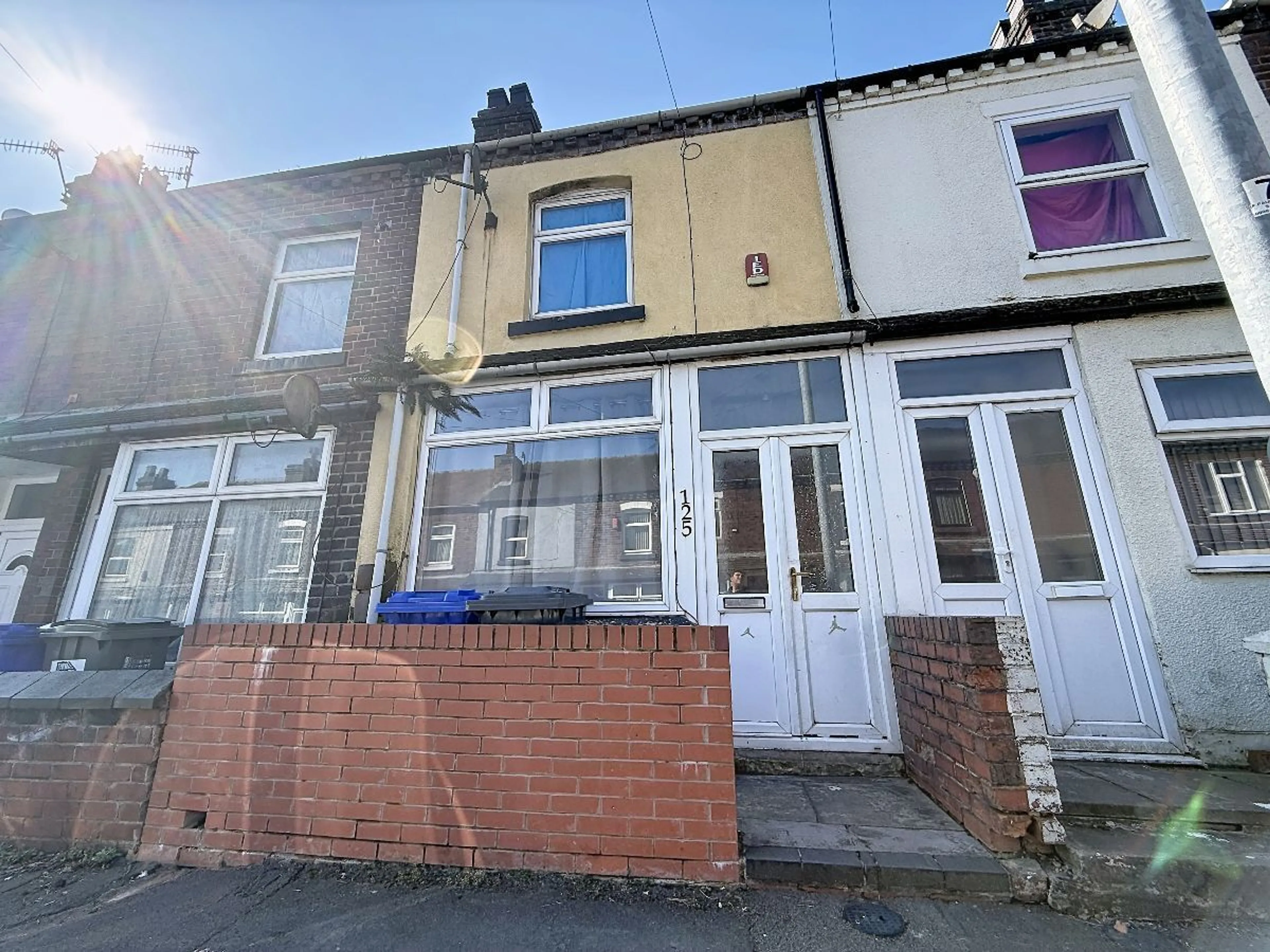 Property at King William Street, Tunstall, Stoke-on-Trent, Staffordshire, ST6 6EQ