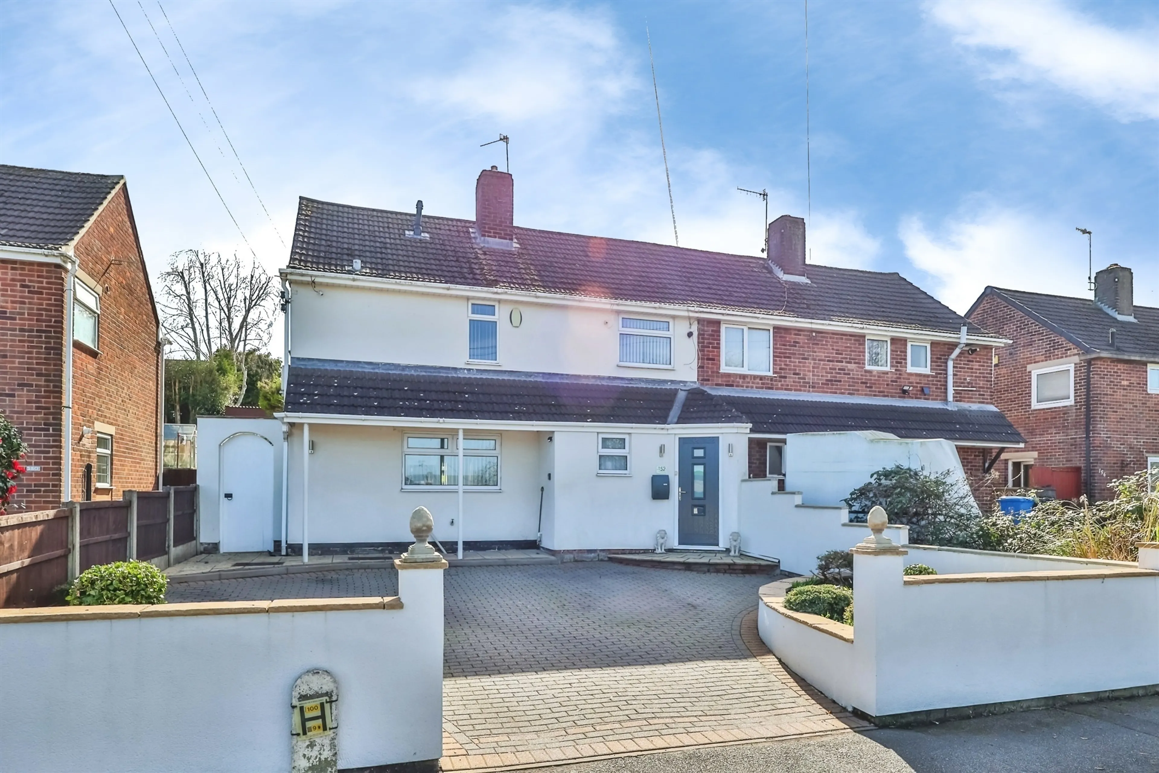 Property photo 0
