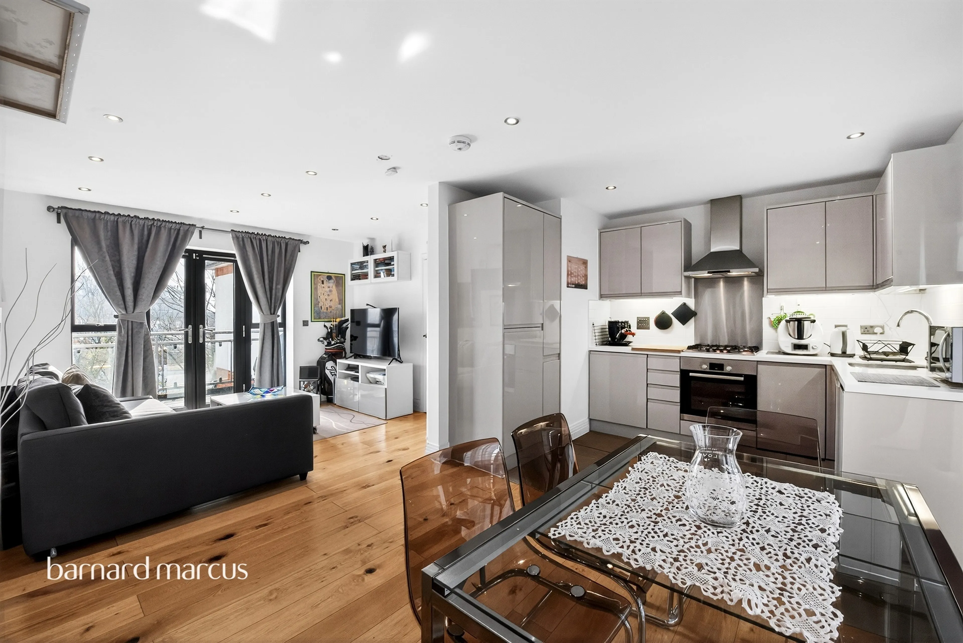 Property at High Street, Feltham