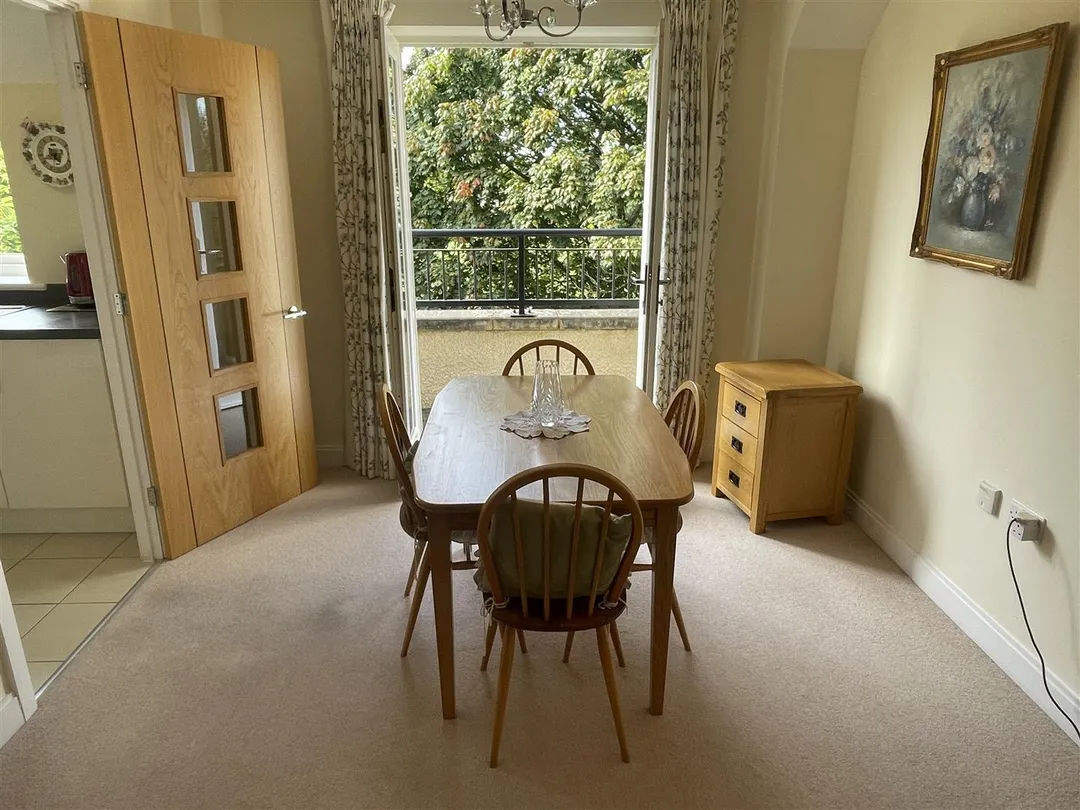 https://mr0.homeflow-assets.co.uk/files/photo/image/46935/2378/_x_/FIz0PoafVEaRkSt_FqM4vw.jpg