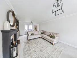 Stonebridge Grove, Monkston Park, Milton Keynes thumb 3