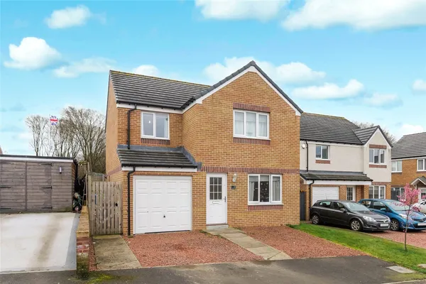 Aquitania Crescent, Larkhall, South L...