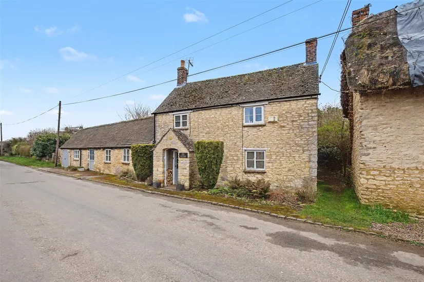 Church Road, North Leigh, Witney