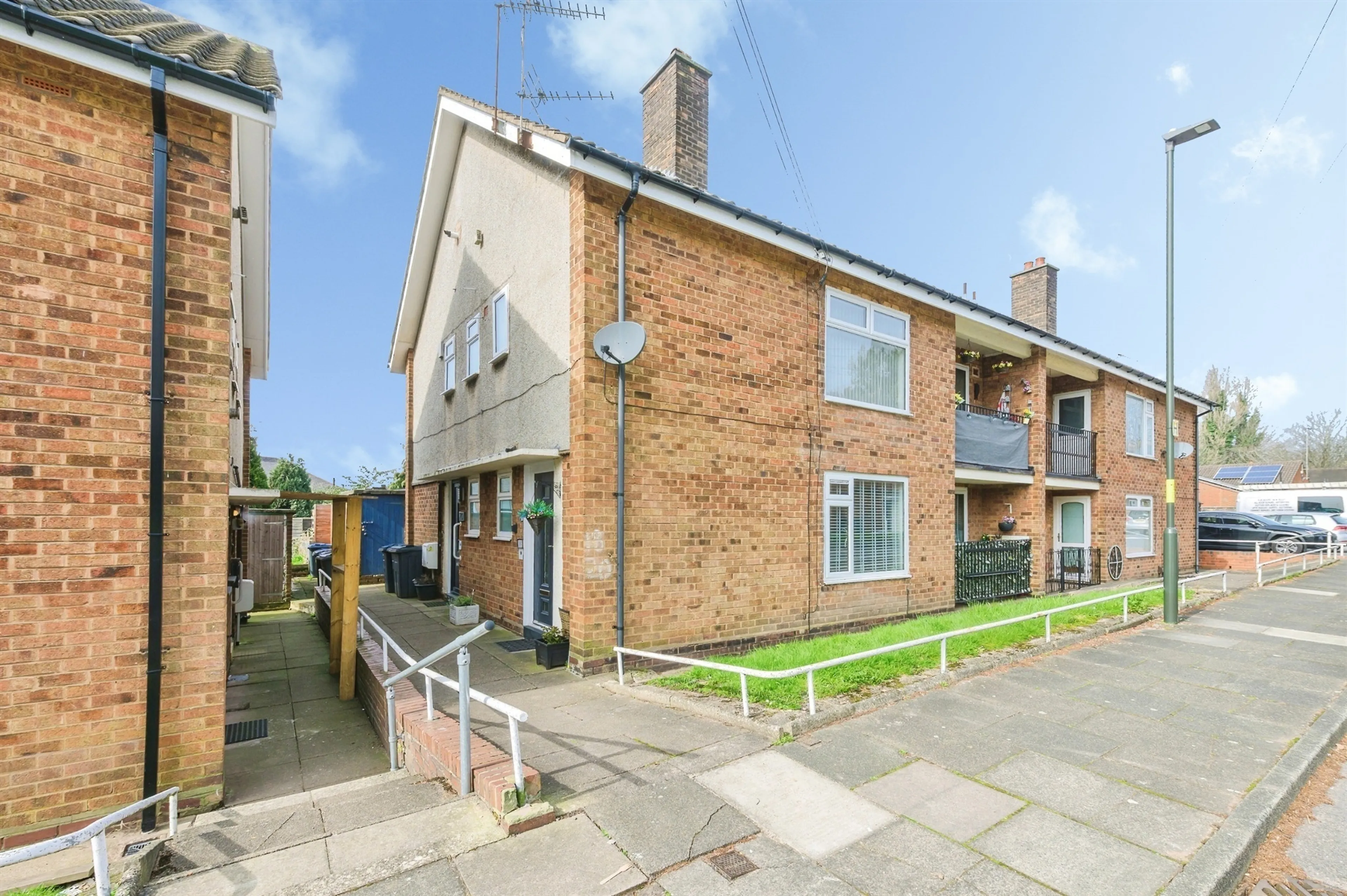 Property photo 0