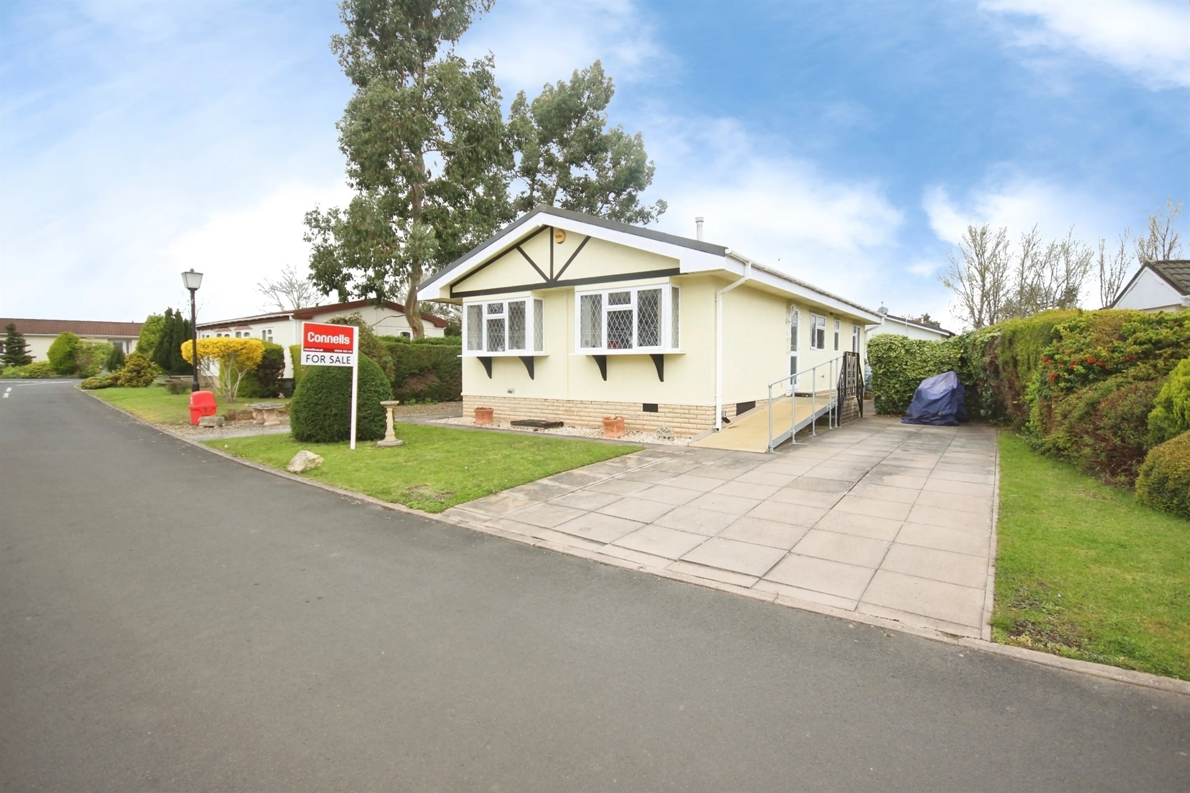 Property photo 0