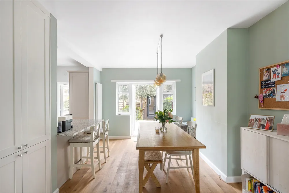Lyham Close, London, SW2