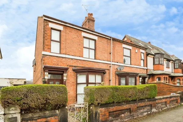 Percy Road, Wrexham, LL13