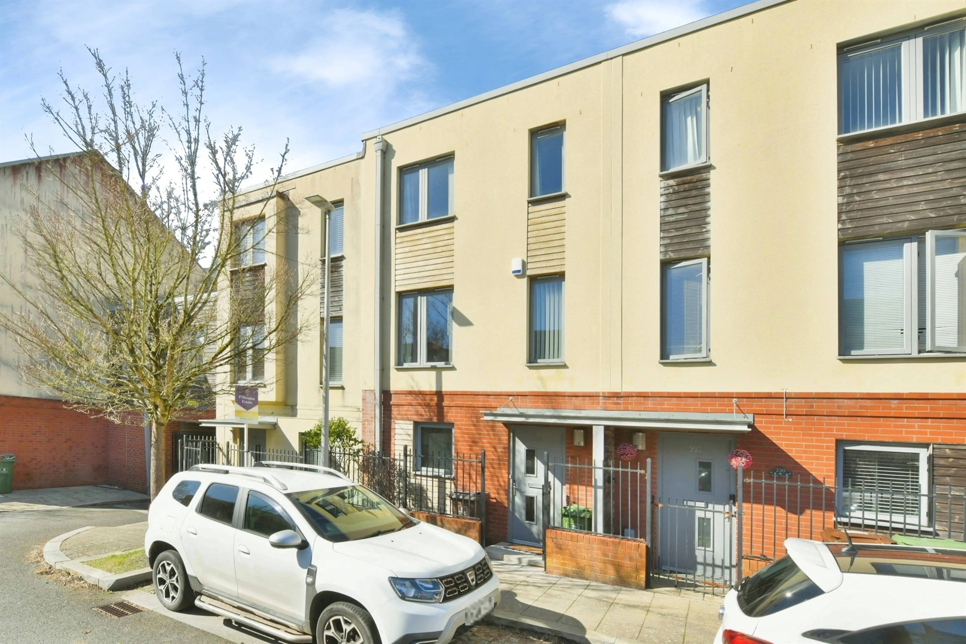 Property photo 0