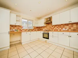 Poplar Hill, Stowmarket thumb 2