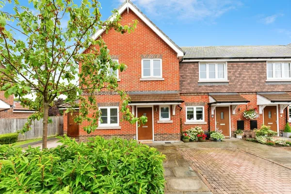 Oaks Lane, Great Bookham, Leatherhead...