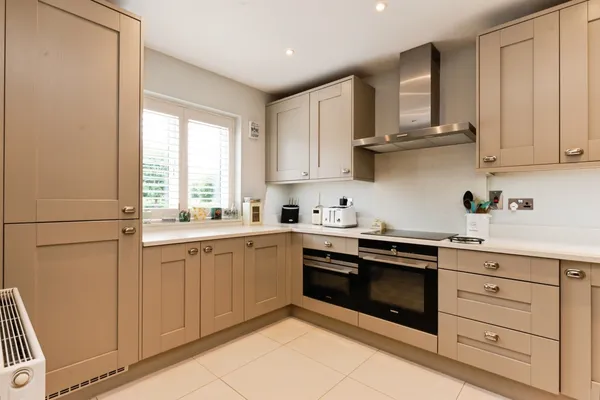 Oaks Lane, Great Bookham, Leatherhead...