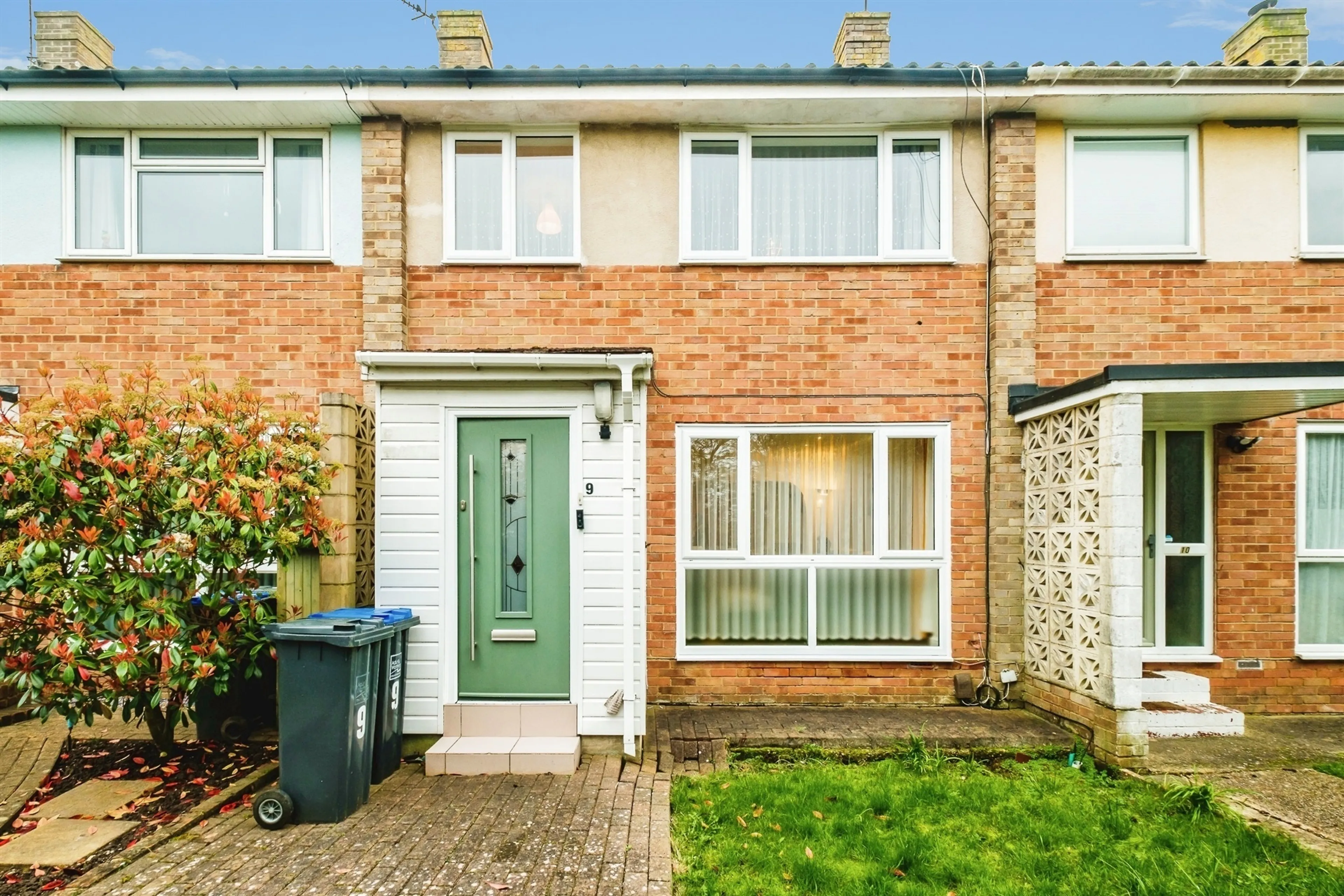 Property at Larkfield Close, Lancing