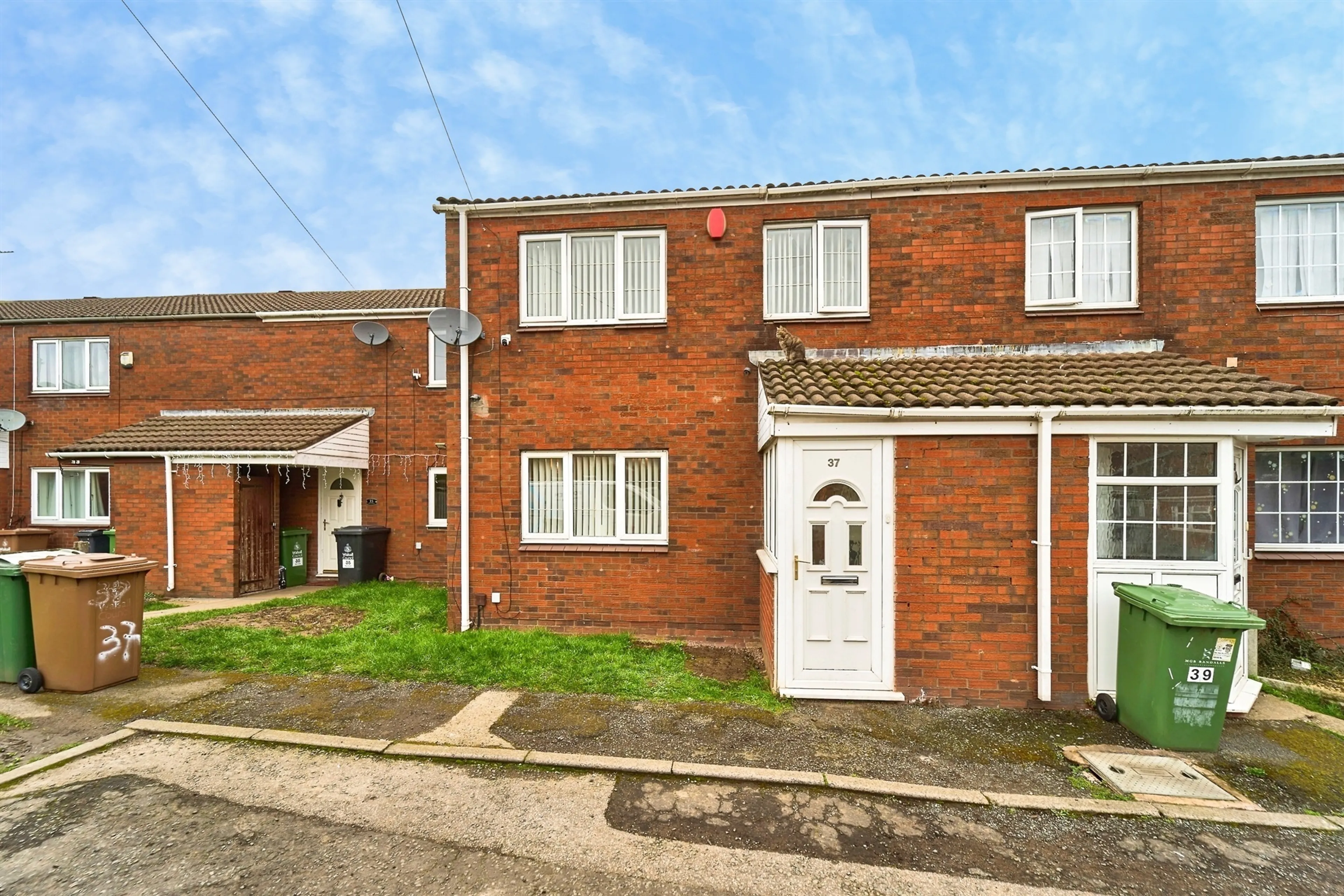 Property photo 0