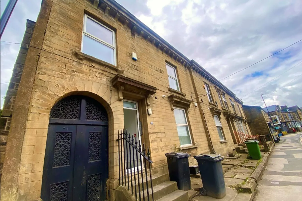 Upper Town Street