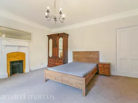 Montpelier Avenue, Ealing photo