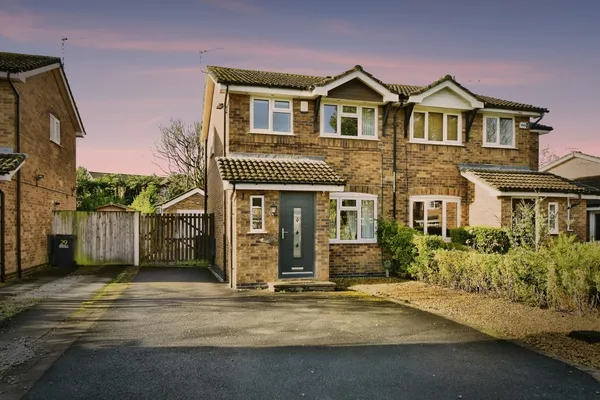 Turnberry Drive, Wilmslow, Cheshire, SK9