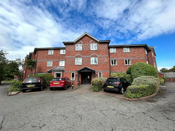 Hinderton Road, Neston, Cheshire, CH64