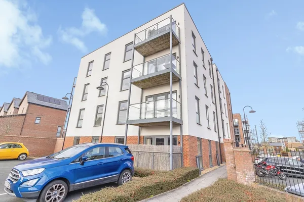 Pascal Mews, Oakgrove, Milton Keynes,...